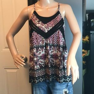 Maurice’s size medium tank razor back